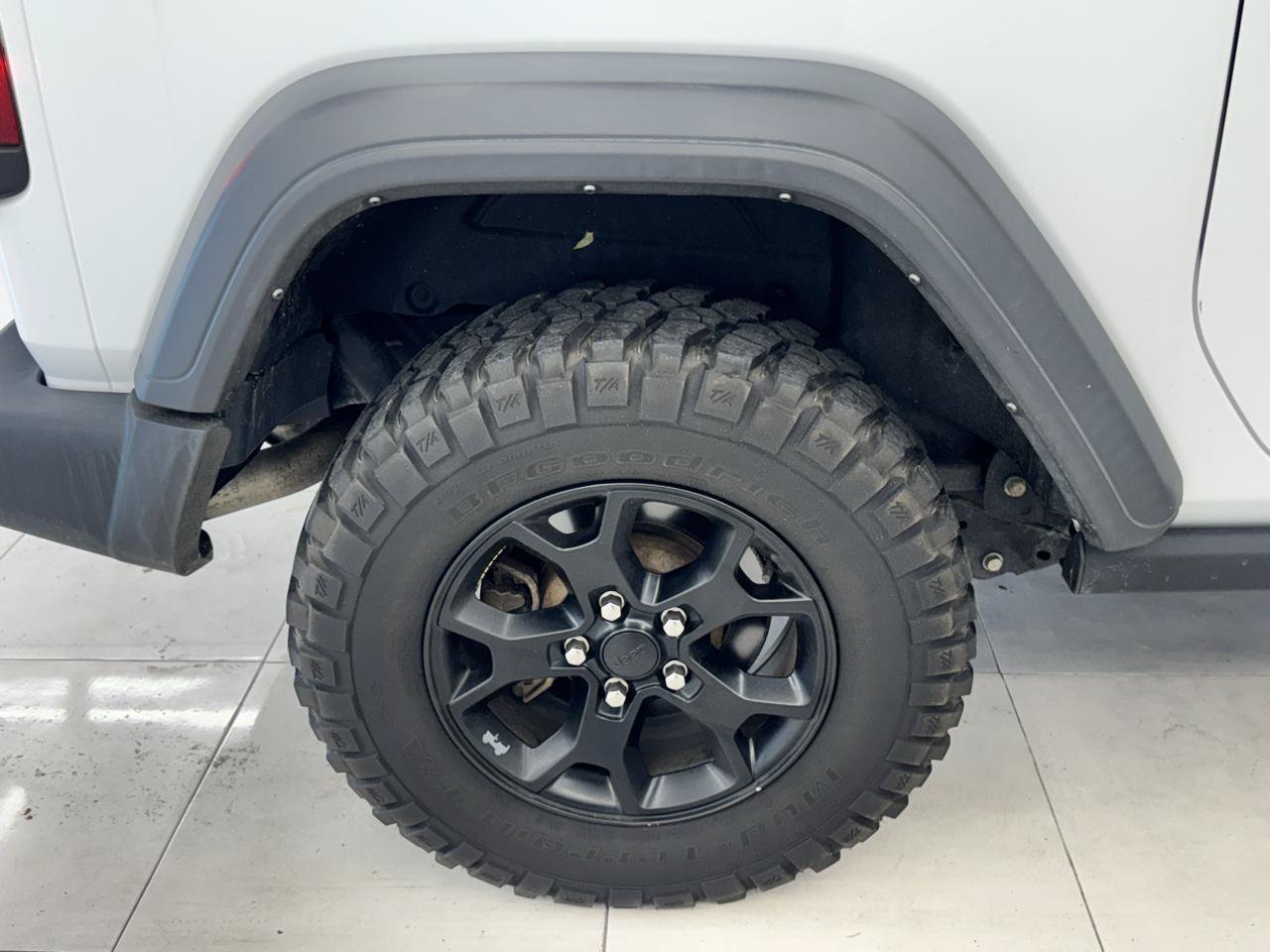 Used 2021 Jeep Wrangler Sport AWD/4WD image 29