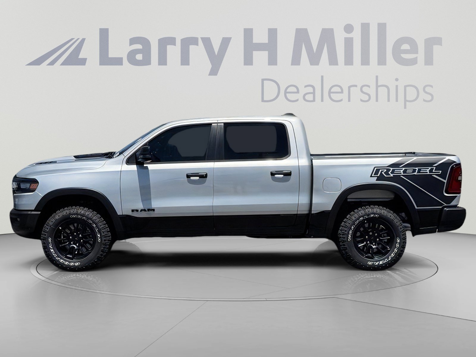 New 2026 RAM 1500 Rebel w/ Rebel Level 1 Equipment Group AWD/4WD image 2
