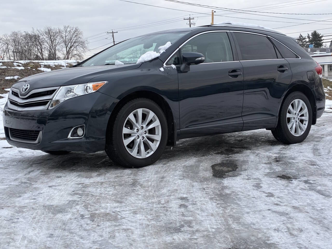 Used 2013 Toyota Venza LE image 3