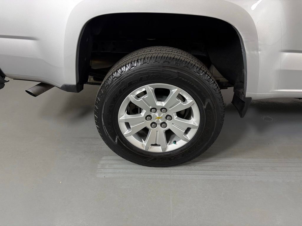 Used 2022 Chevrolet Colorado LT w/ Fleet Safety Package image 12