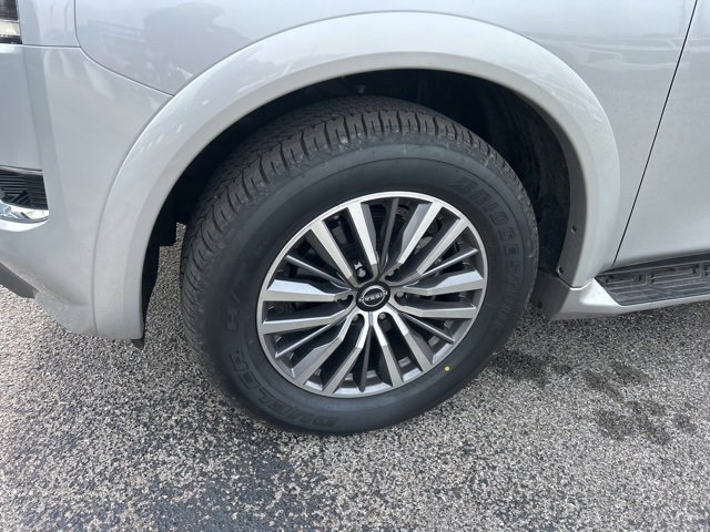 Used 2024 Nissan Armada SL w/ Captain's Chairs Package image 10