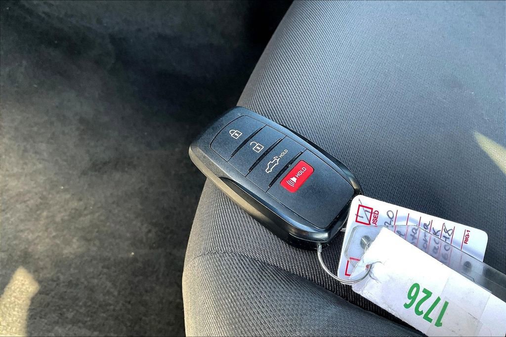 Used 2024 Toyota Tacoma SR image 10