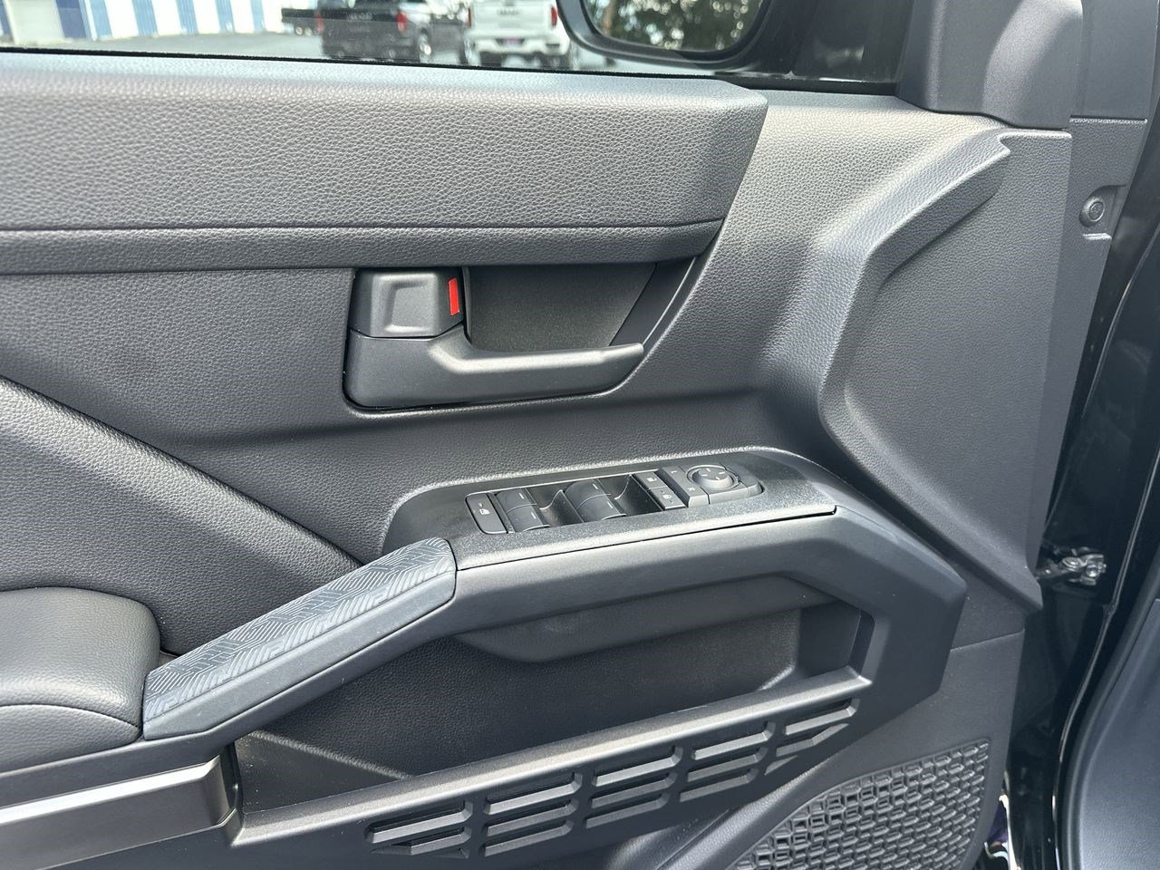 Used 2025 Toyota 4Runner SR5 image 24