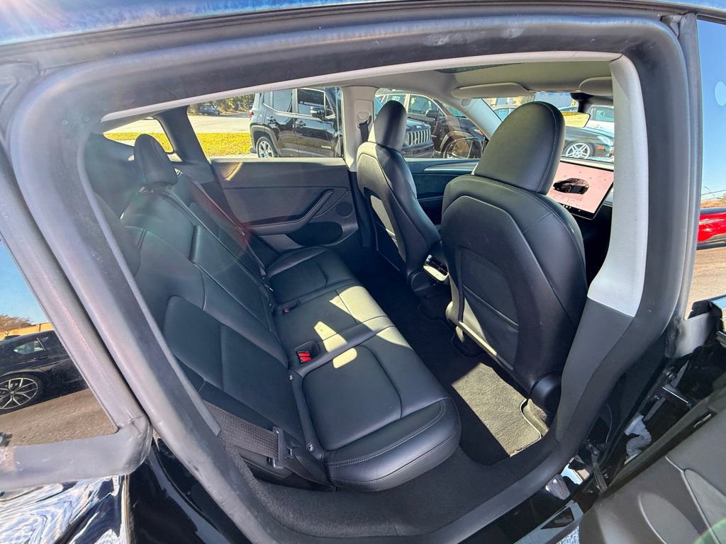 Used 2023 Tesla Model Y Long Range image 26