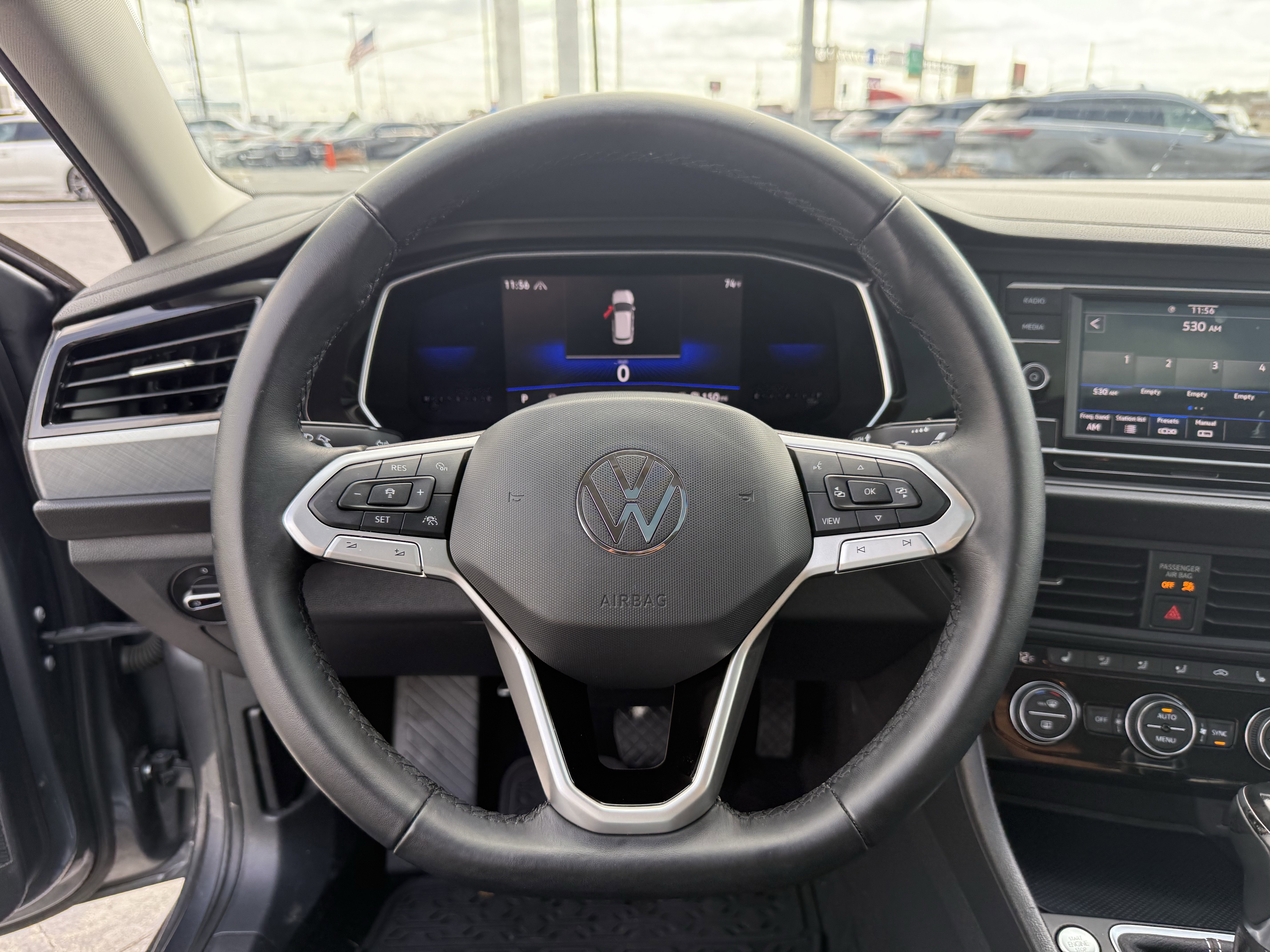 Used 2022 Volkswagen Jetta SE image 18