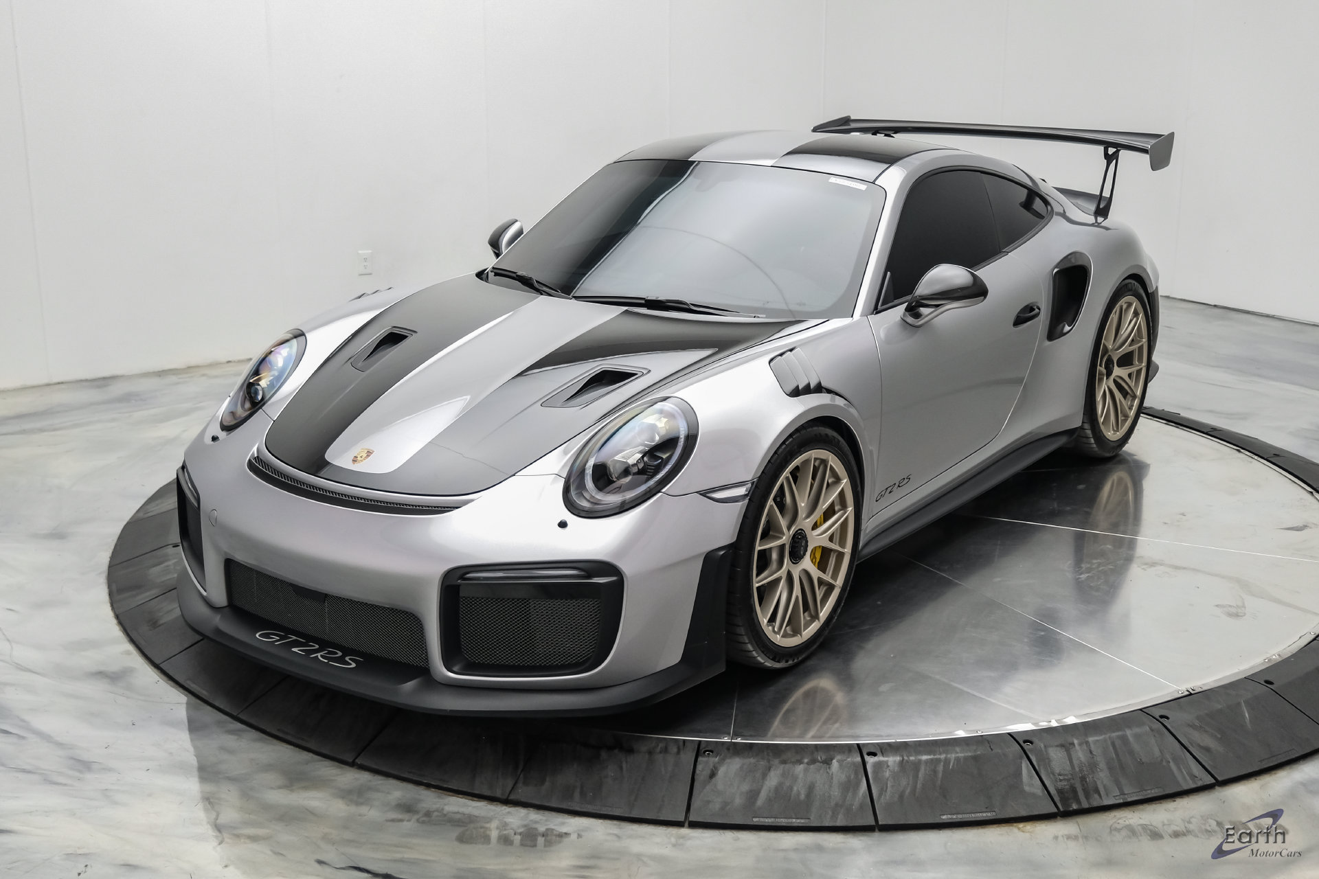 Used 2018 Porsche 911 GT2 RS RWD image 7