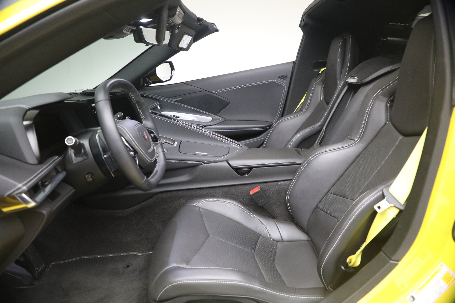 Used 2025 Chevrolet Corvette Stingray Coupe w/ Battery Protection Package RWD image 15