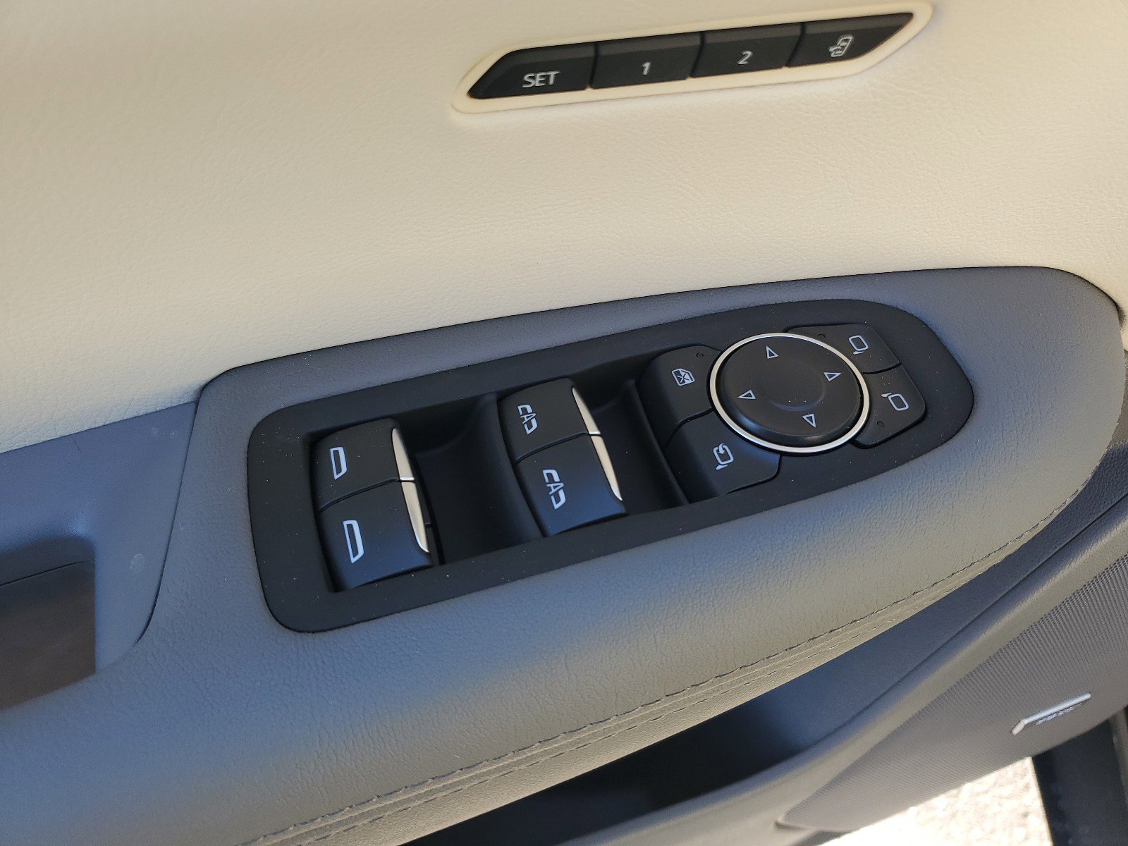 New 2025 Cadillac XT5 Premium Luxury w/ Technology Package image 19