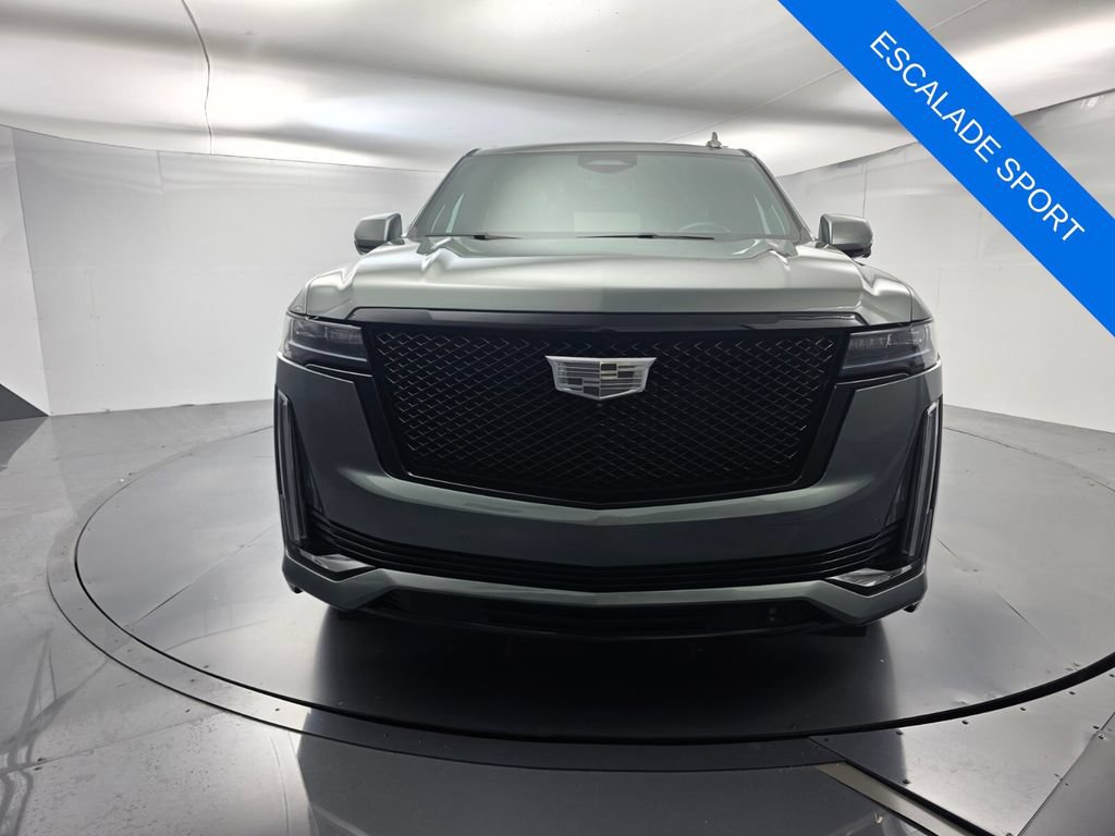 Used 2023 Cadillac Escalade Sport Platinum w/ LPO, ONYX Package AWD/4WD image 2
