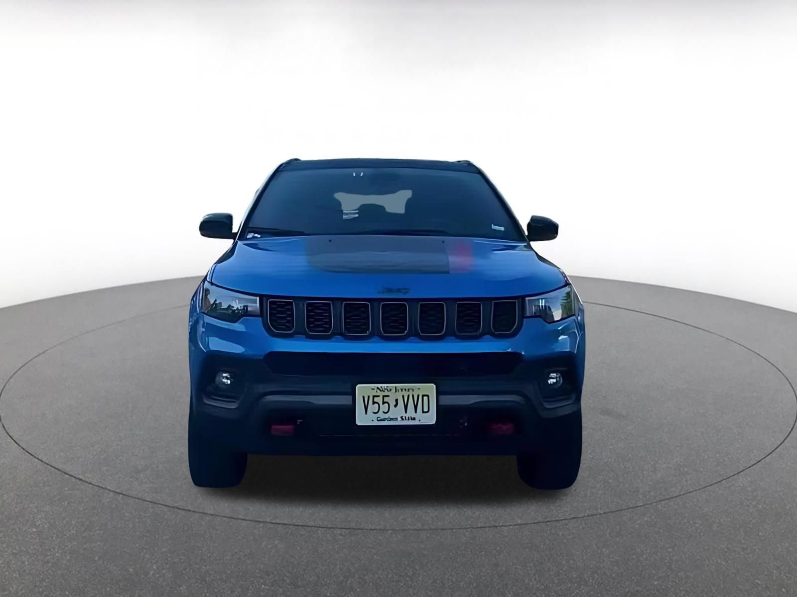 Used 2025 Jeep Compass Trailhawk AWD/4WD image 12