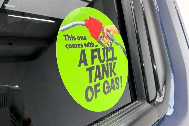 Used 2022 GMC Sierra 2500 AT4 w/ AT4 Preferred Package image 35