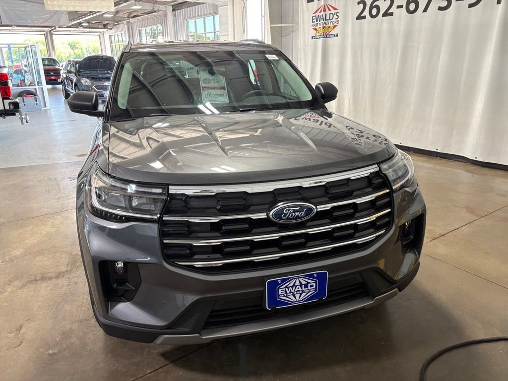 New 2026 Ford Explorer Active w/ Active Comfort Package AWD/4WD image 5