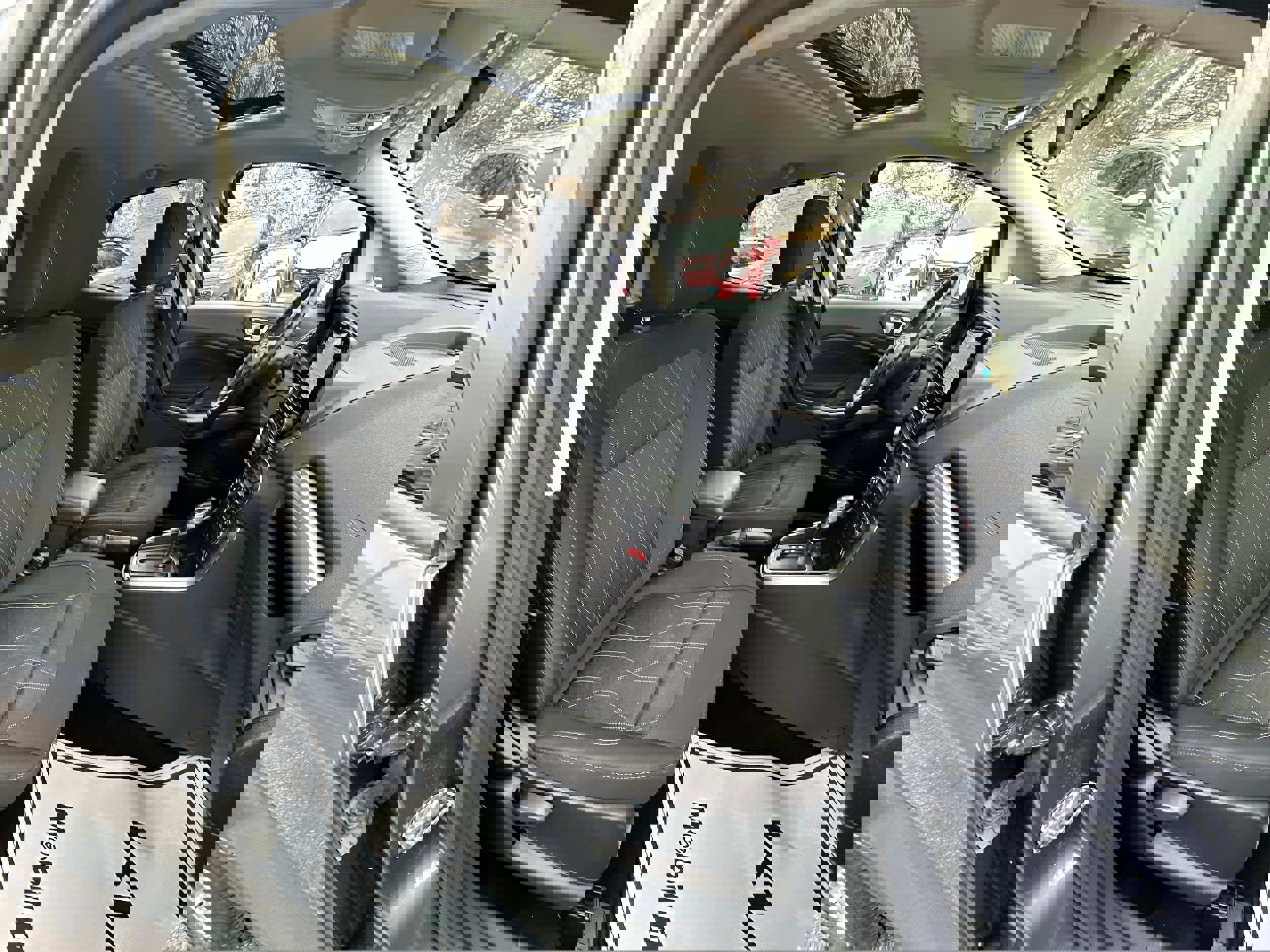 Used 2018 Ford EcoSport SE image 20