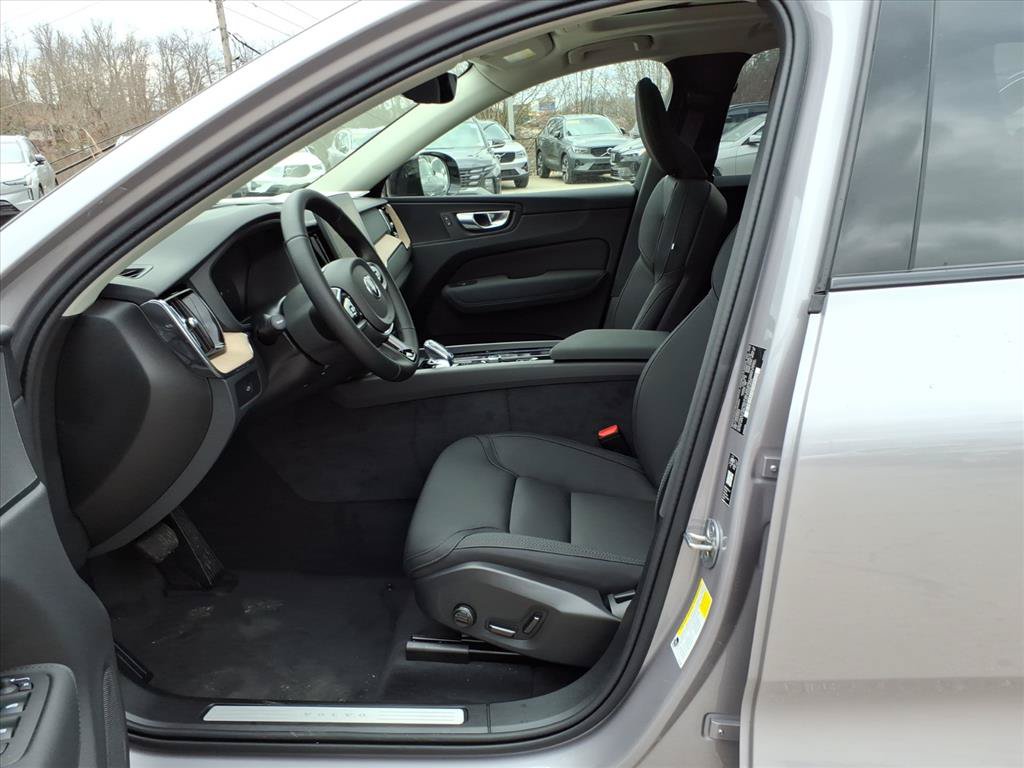 Certified 2026 Volvo XC60 B5 Plus w/ Climate Package AWD/4WD image 10