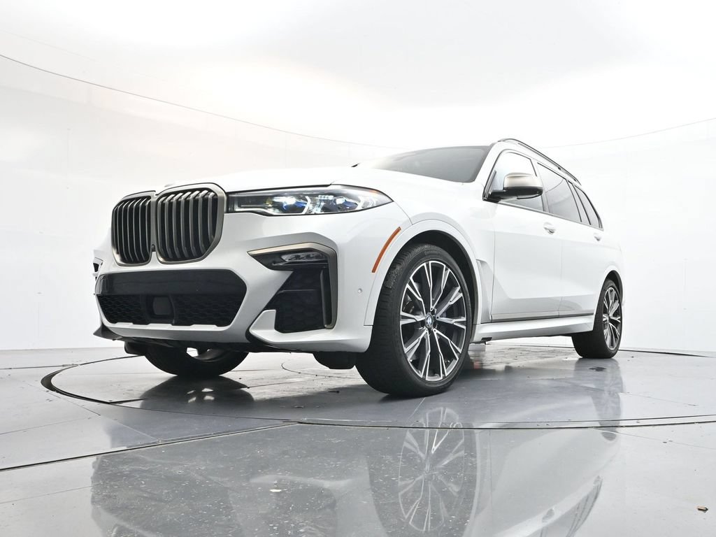 Used 2022 BMW X7 M50i AWD/4WD image 30