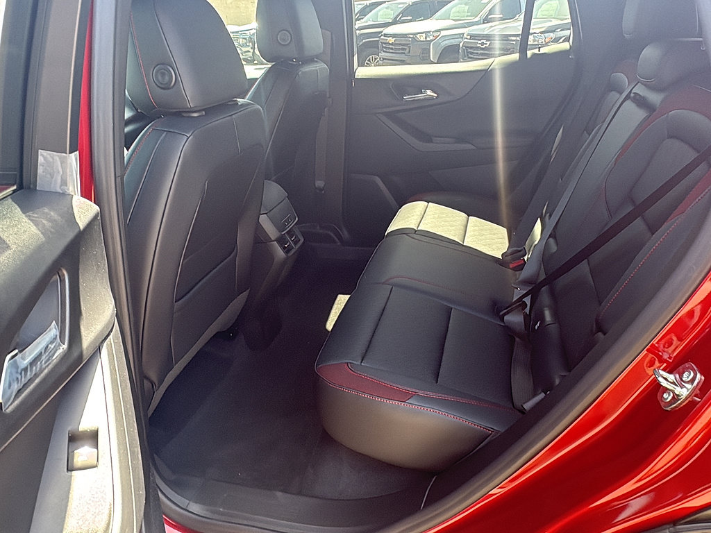New 2027 Chevrolet Equinox RS w/ Convenience Package III AWD/4WD image 12