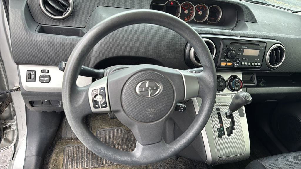 Used 2012 Scion xB FWD image 14