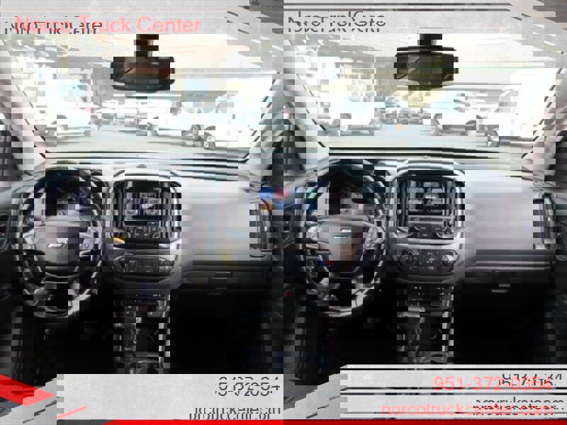 Used 2016 Chevrolet Colorado Z71 w/ Z71 Midnight Edition image 15