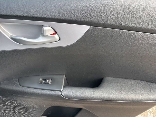 Used 2024 Kia Forte LXS image 34