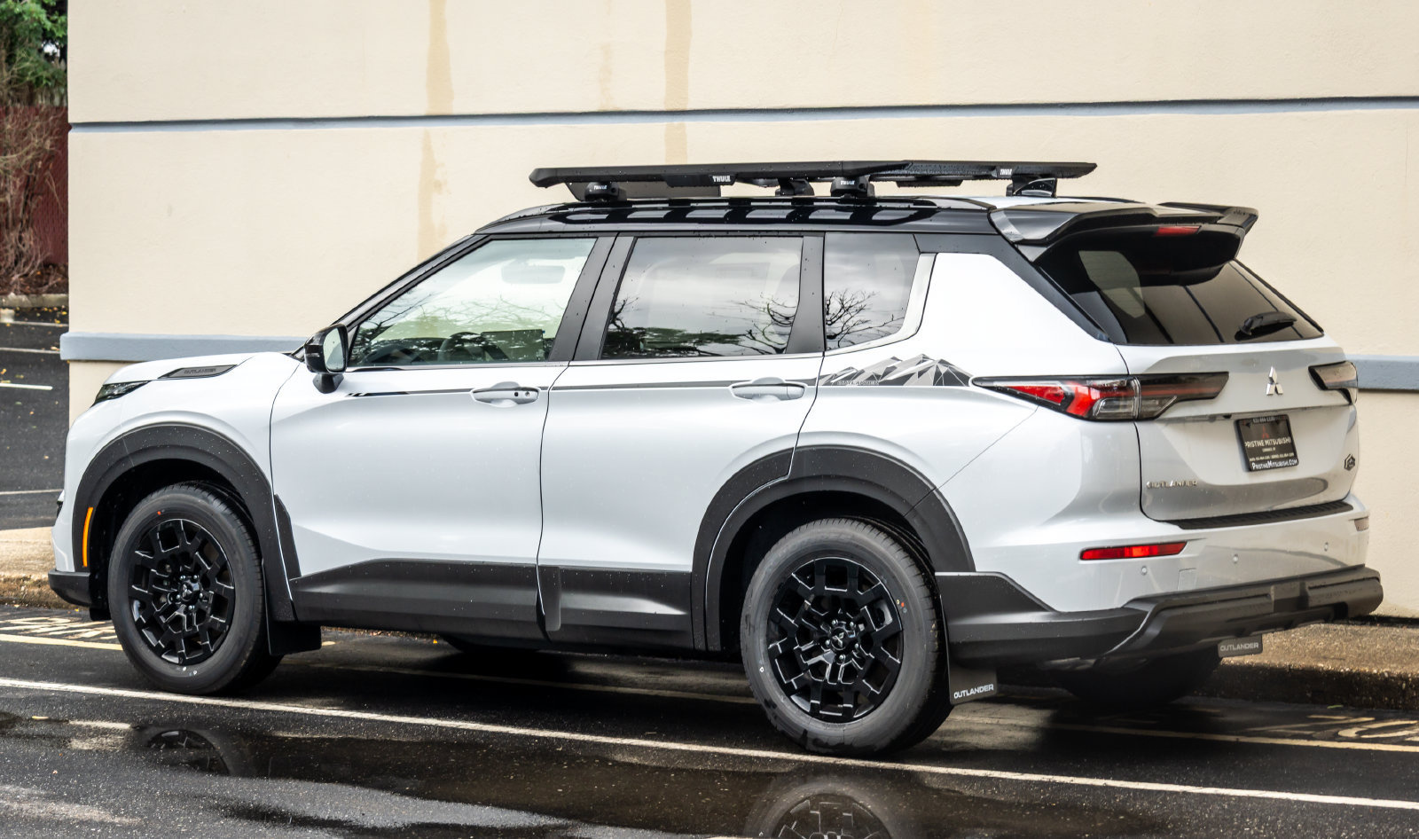 New 2026 Mitsubishi Outlander AWD image 5