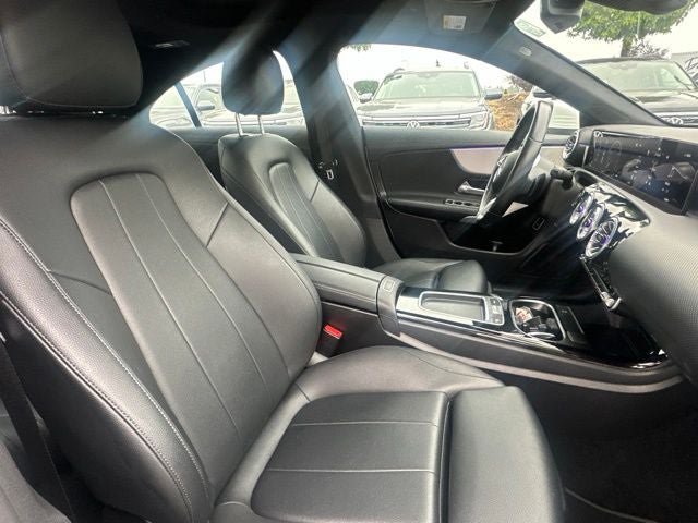 Used 2025 Mercedes-Benz CLA 250 4MATIC image 10