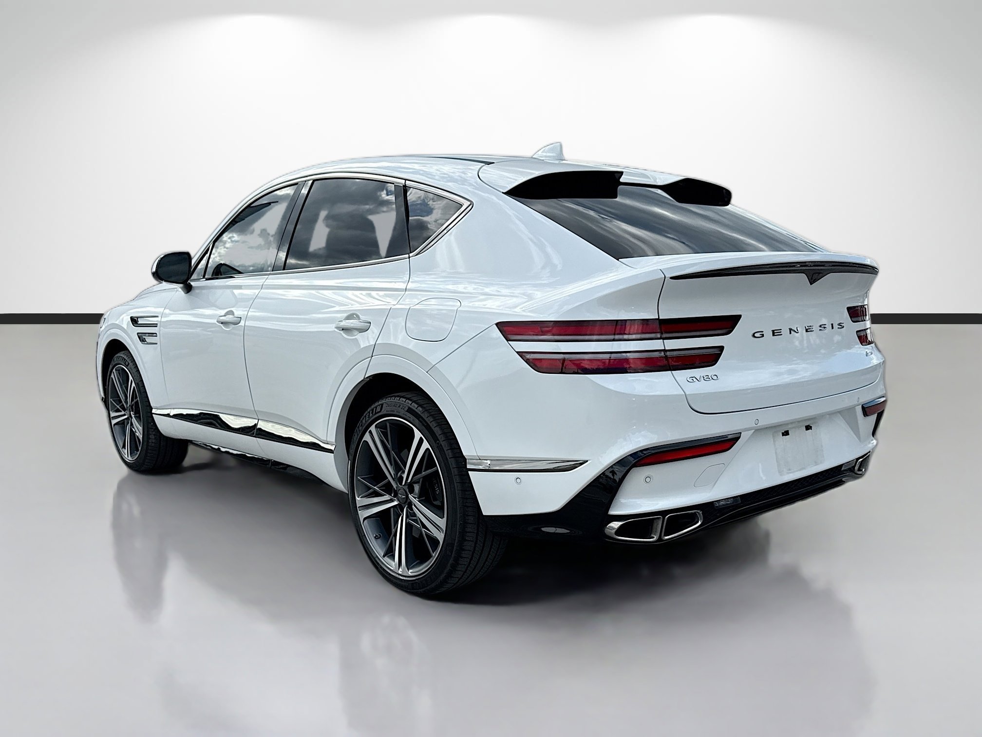 Used 2025 Genesis GV80 3.5T e-SC AWD/4WD image 3