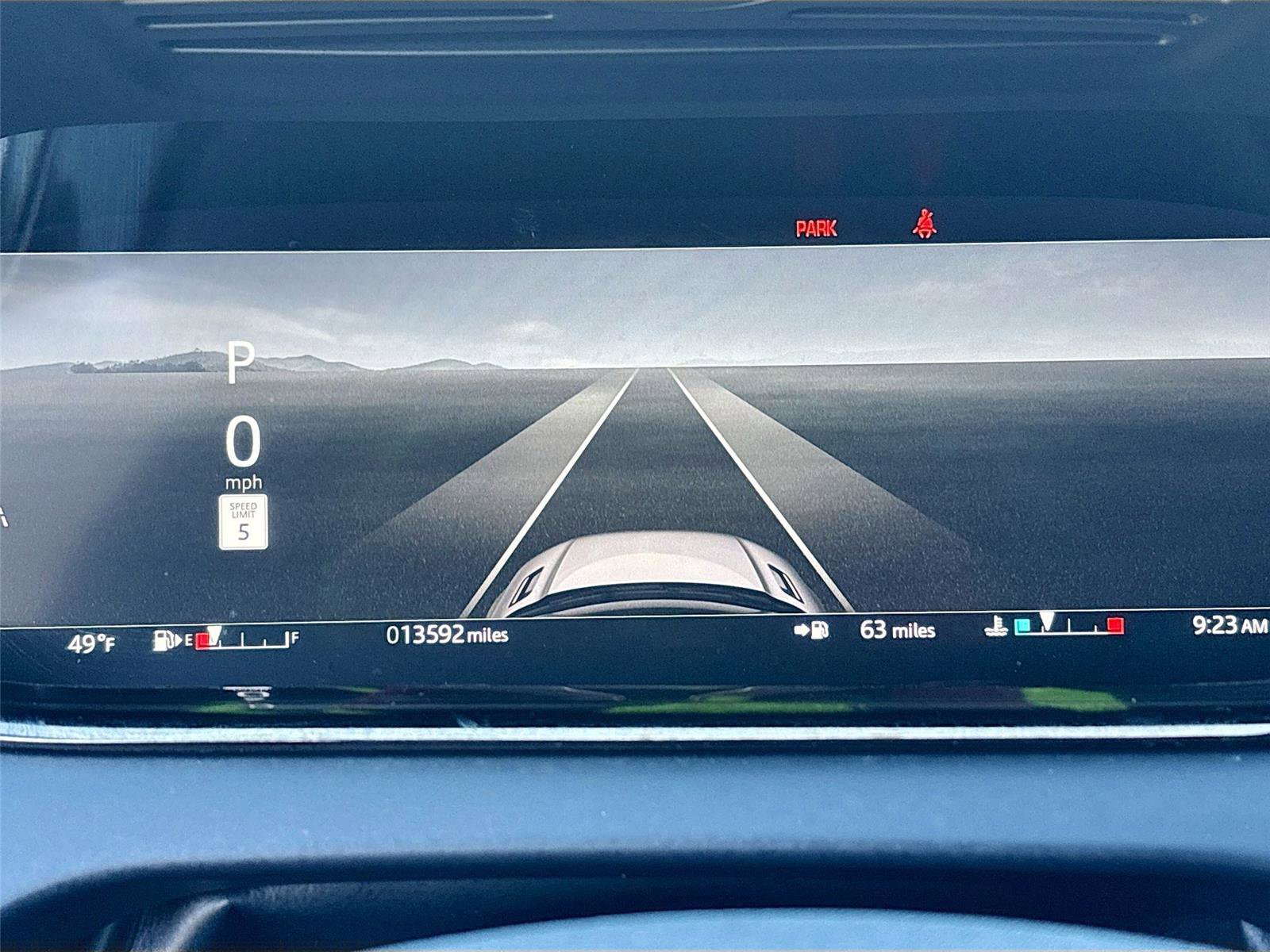 Used 2024 Land Rover Range Rover Evoque Dynamic SE image 12