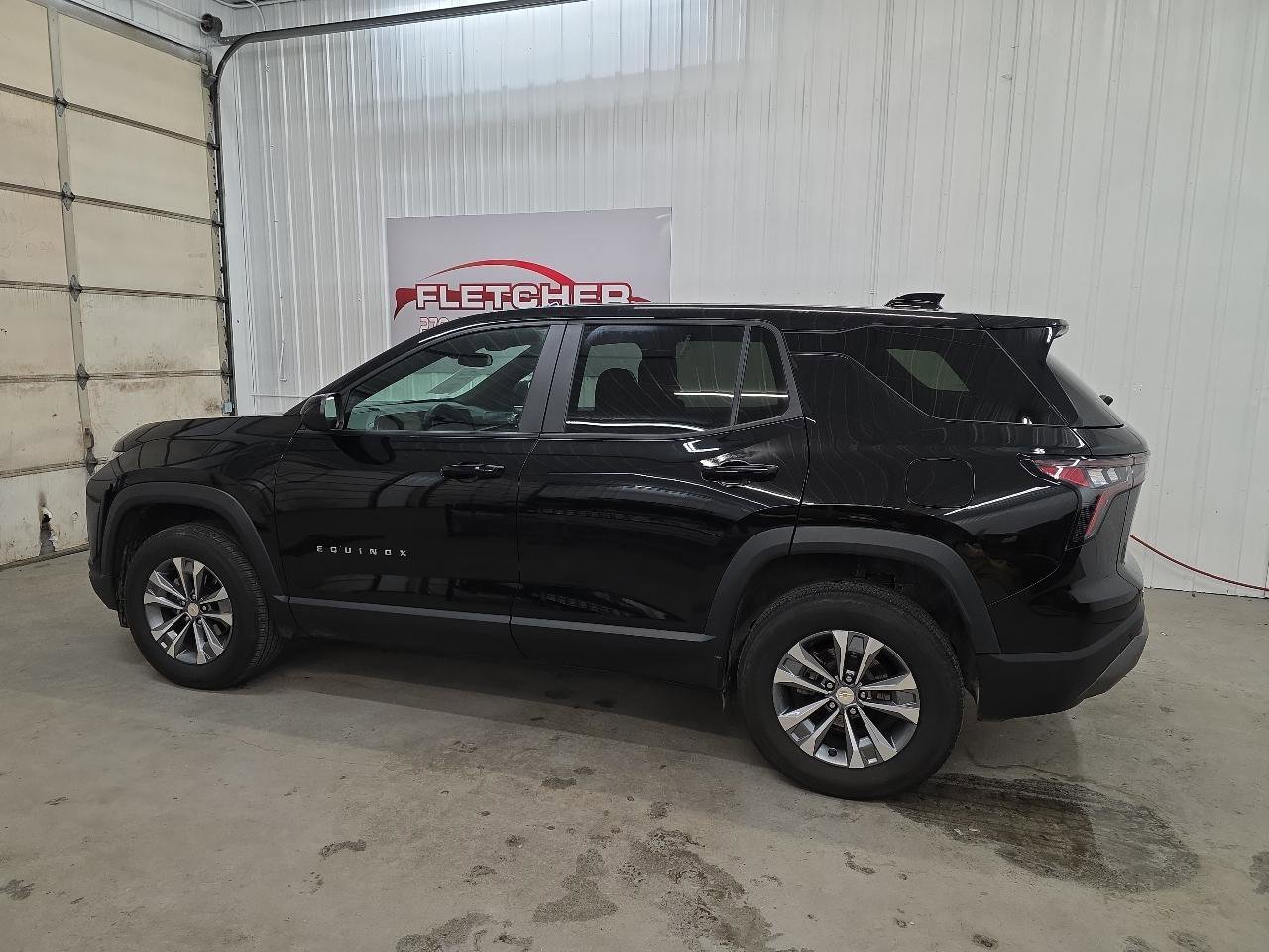 Used 2025 Chevrolet Equinox LT image 11