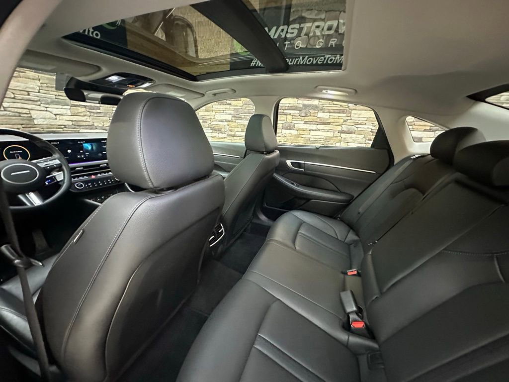 Used 2024 Hyundai Sonata Limited image 27