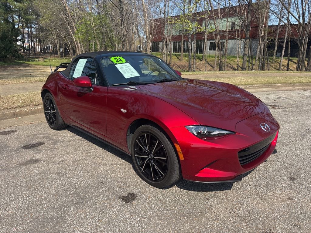 Used 2024 MAZDA MX-5 Miata Grand Touring w/ Weather Package image 7