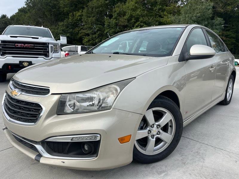 Used 2015 Chevrolet Cruze LT FWD image 3