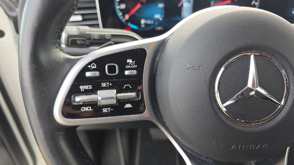 Used 2021 Mercedes-Benz GLE 450 4MATIC image 16