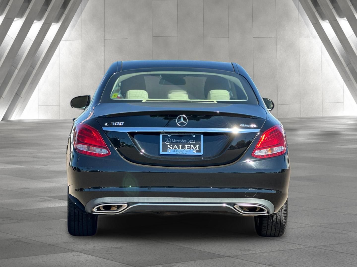Used 2016 Mercedes-Benz C 300 4MATIC Sedan image 5