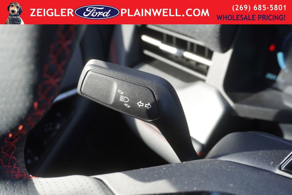 Used 2026 Ford Explorer ST-Line image 29