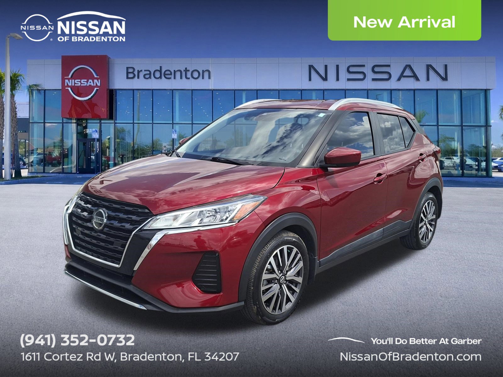 Used 2021 Nissan Kicks SV image 1