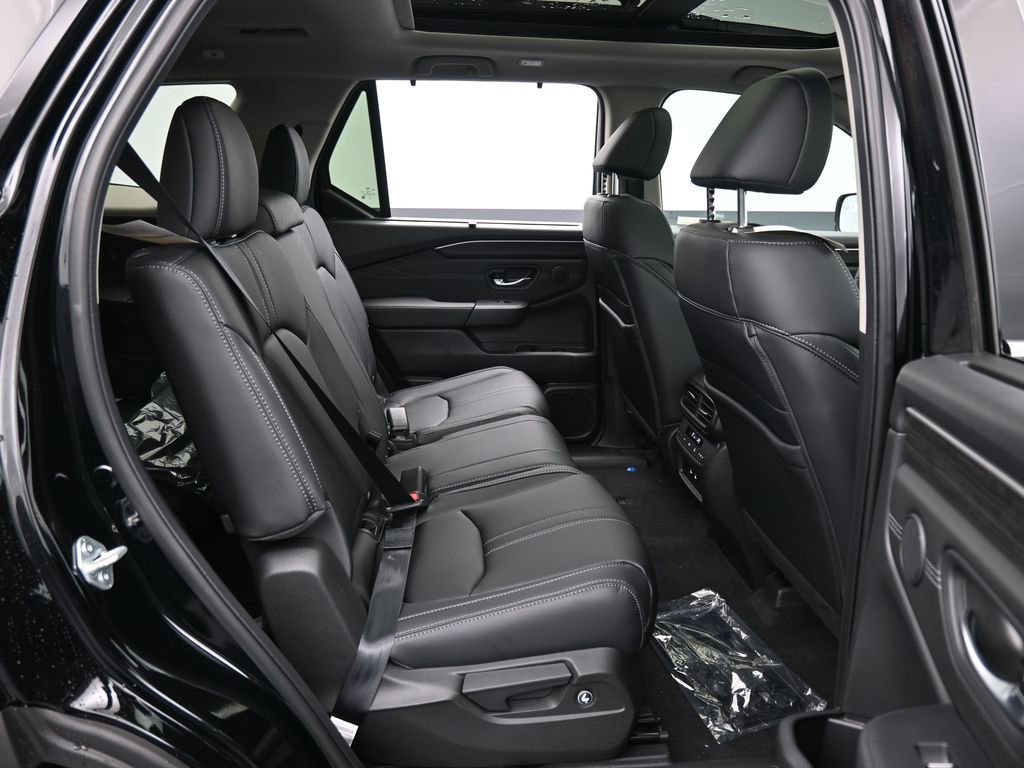 New 2026 Honda Pilot Touring image 39