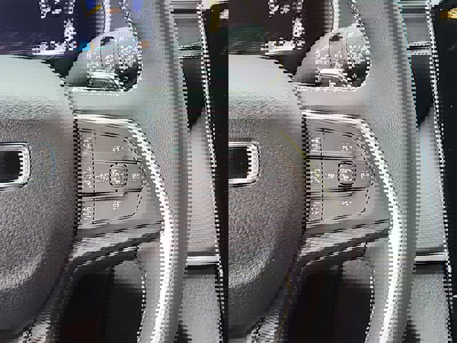 Certified 2024 Jeep Grand Cherokee L Laredo image 35