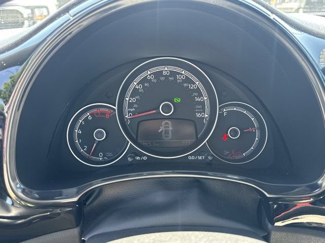 Used 2017 Volkswagen Beetle 1.8T S FWD image 23