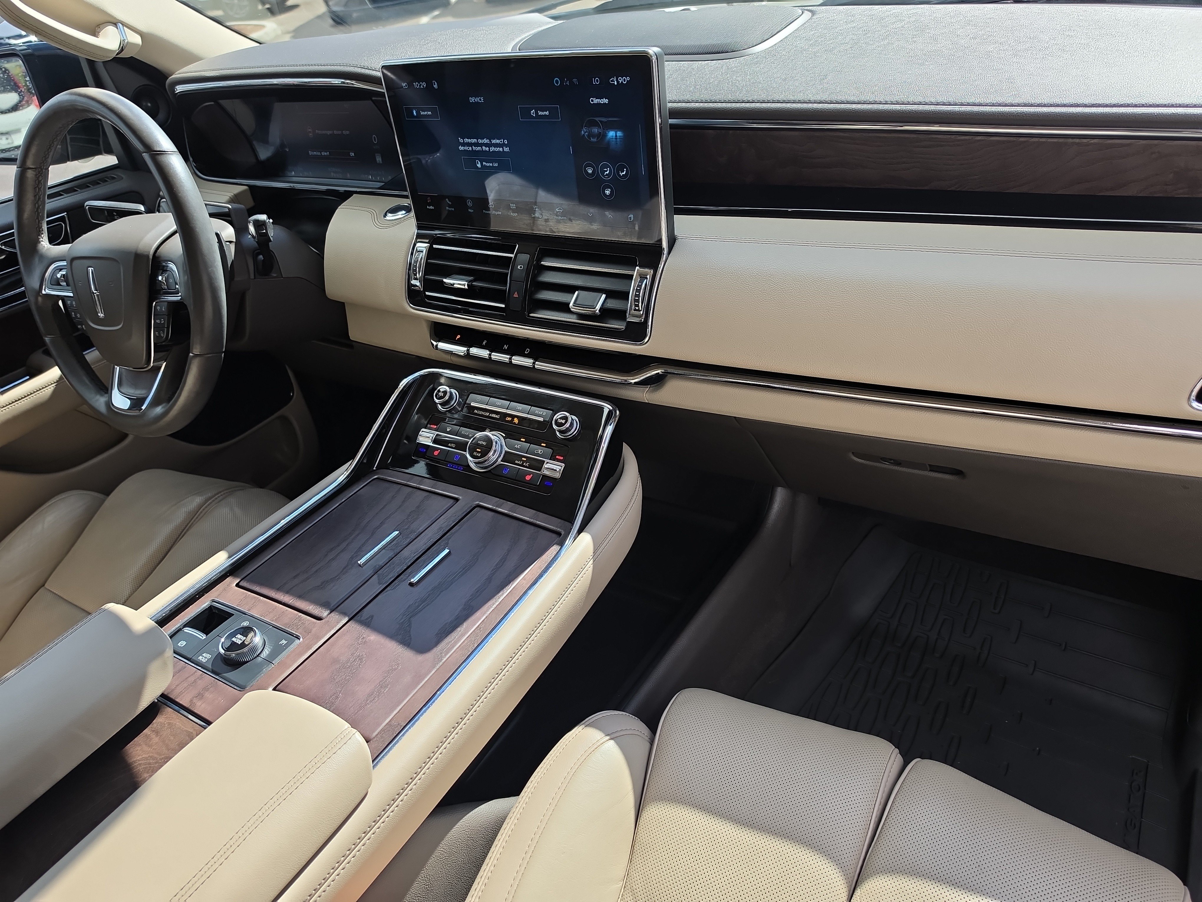 Used 2024 Lincoln Navigator Reserve AWD/4WD image 12