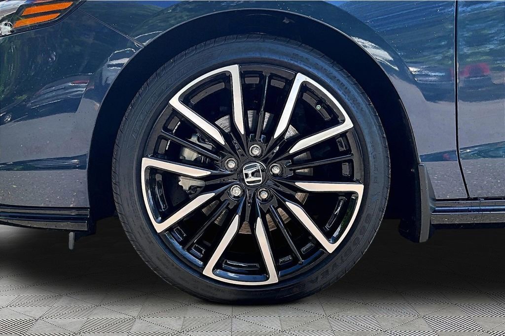Certified 2026 Honda Accord Touring image 24