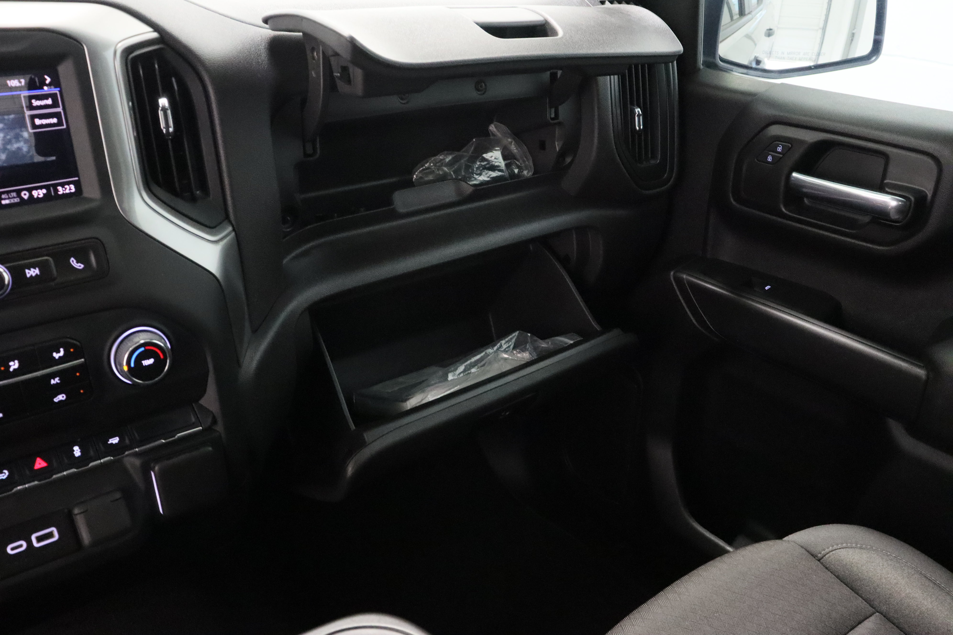 Used 2024 Chevrolet Silverado 1500 Custom RWD image 22