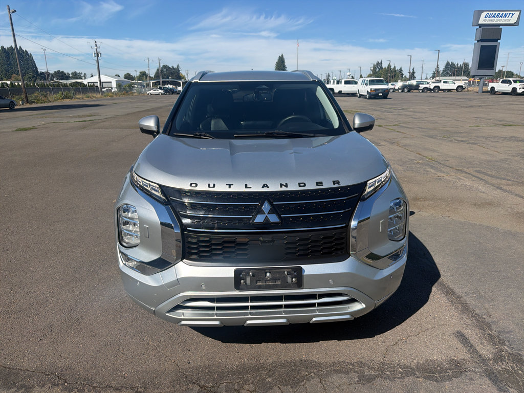 Used 2022 Mitsubishi Outlander SEL AWD/4WD image 2