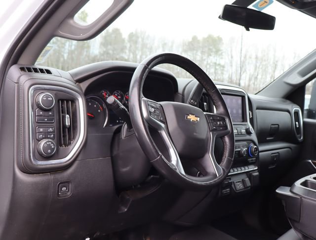 Used 2022 Chevrolet Silverado 3500 LT w/ Convenience Package image 15