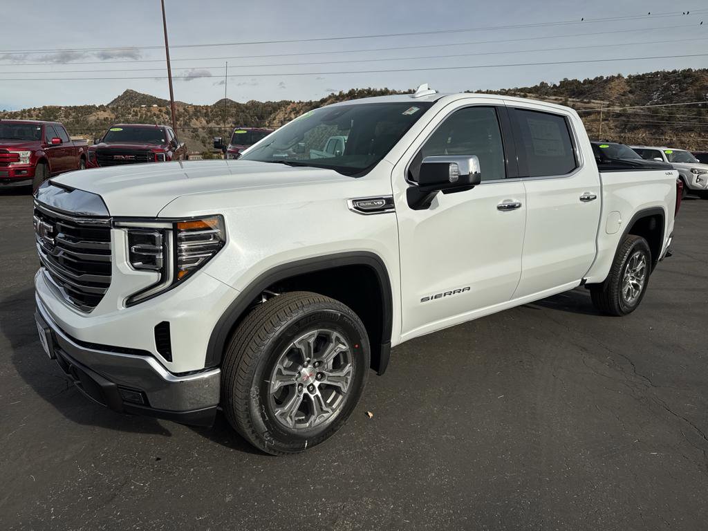 New 2026 GMC Sierra 1500 SLT w/ SLT Convenience Package image 3
