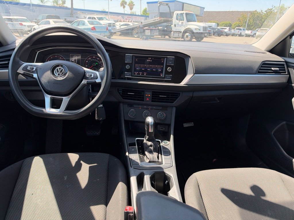 Used 2019 Volkswagen Jetta S w/ Driver Assistance Package FWD image 9