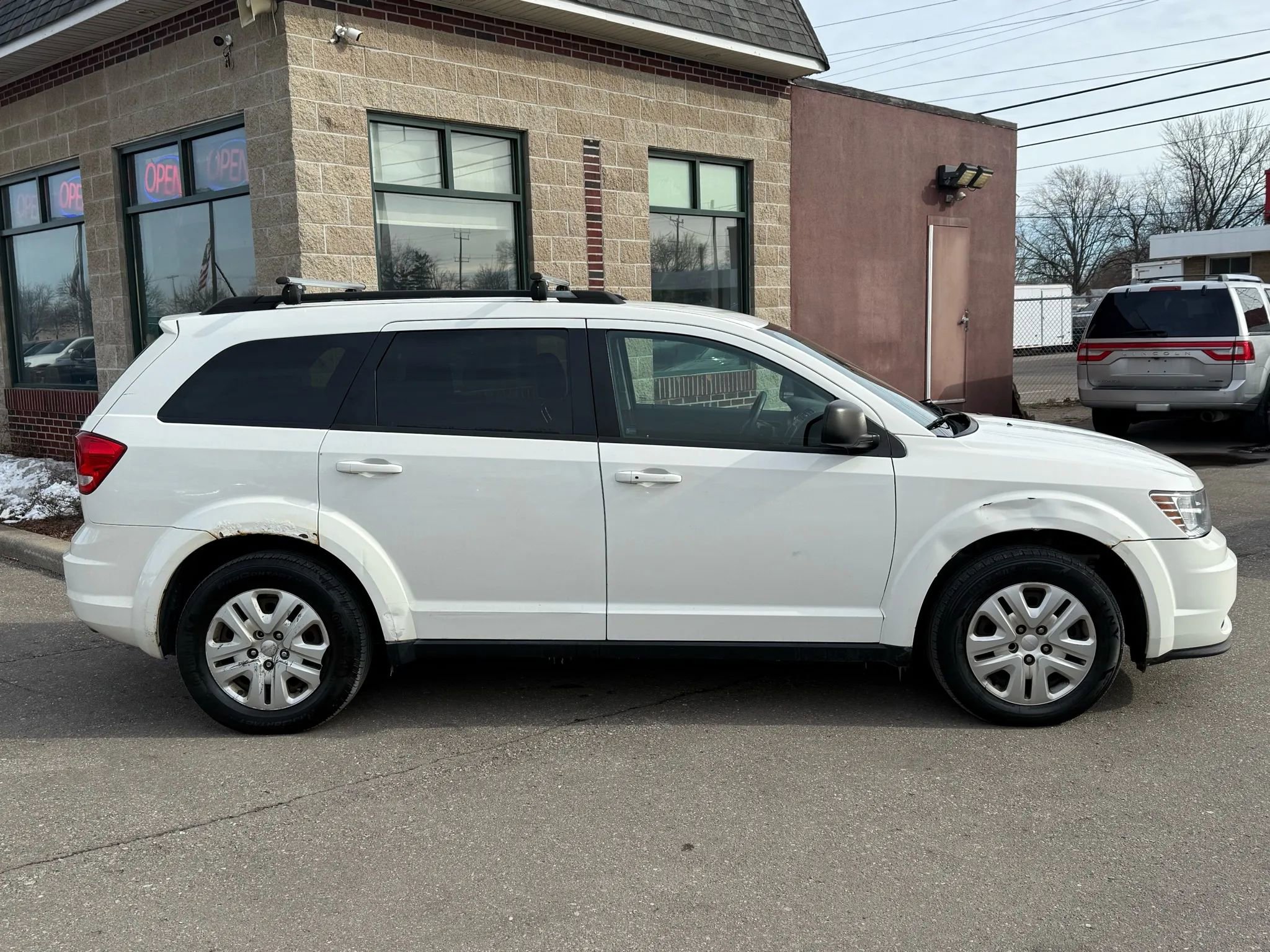 Used 2014 Dodge Journey SE w/ Flexible Seating Group AWD/4WD image 4