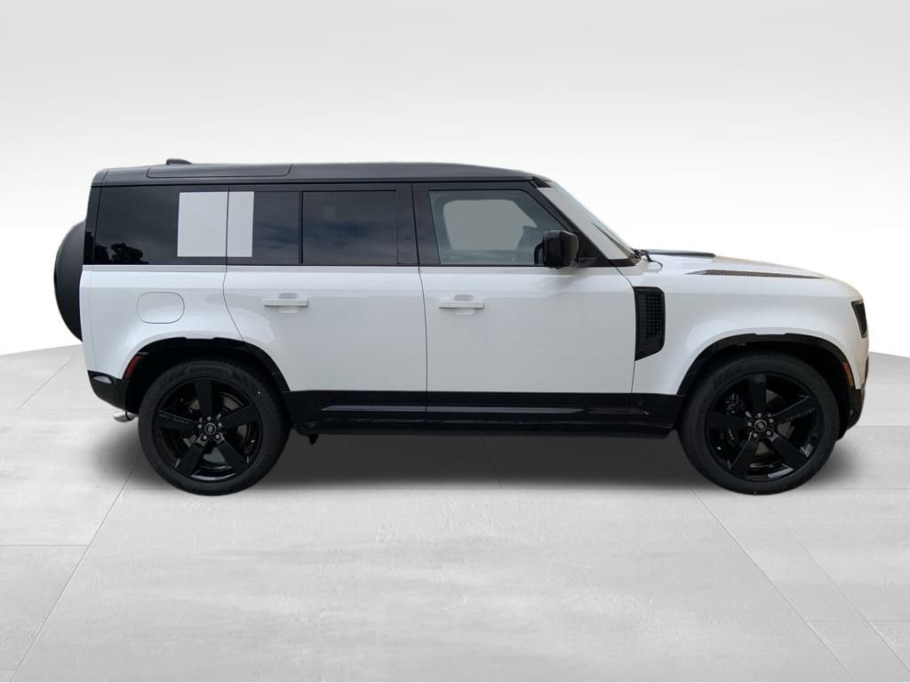 New 2025 Land Rover Defender 110 V8 image 5