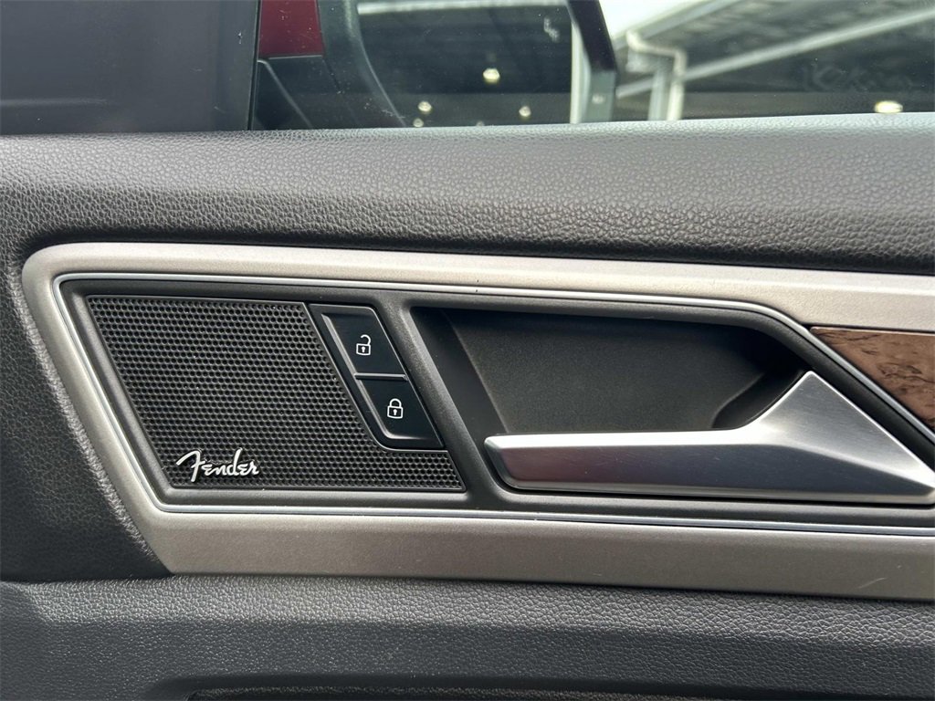 Used 2019 Volkswagen Atlas SEL Premium image 20