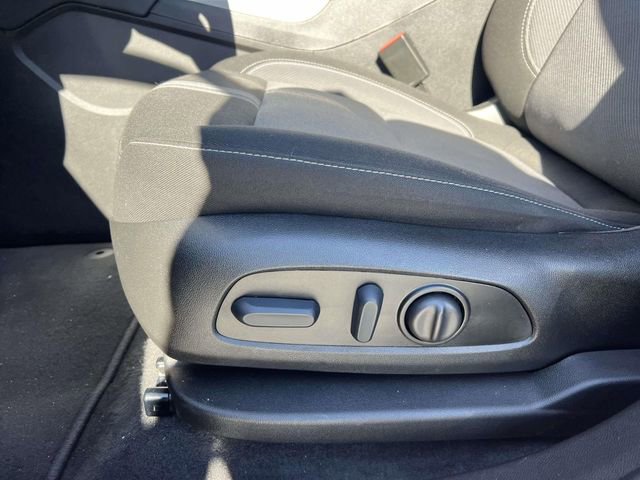 Certified 2025 Chevrolet Blazer LT w/ Convenience Package image 19