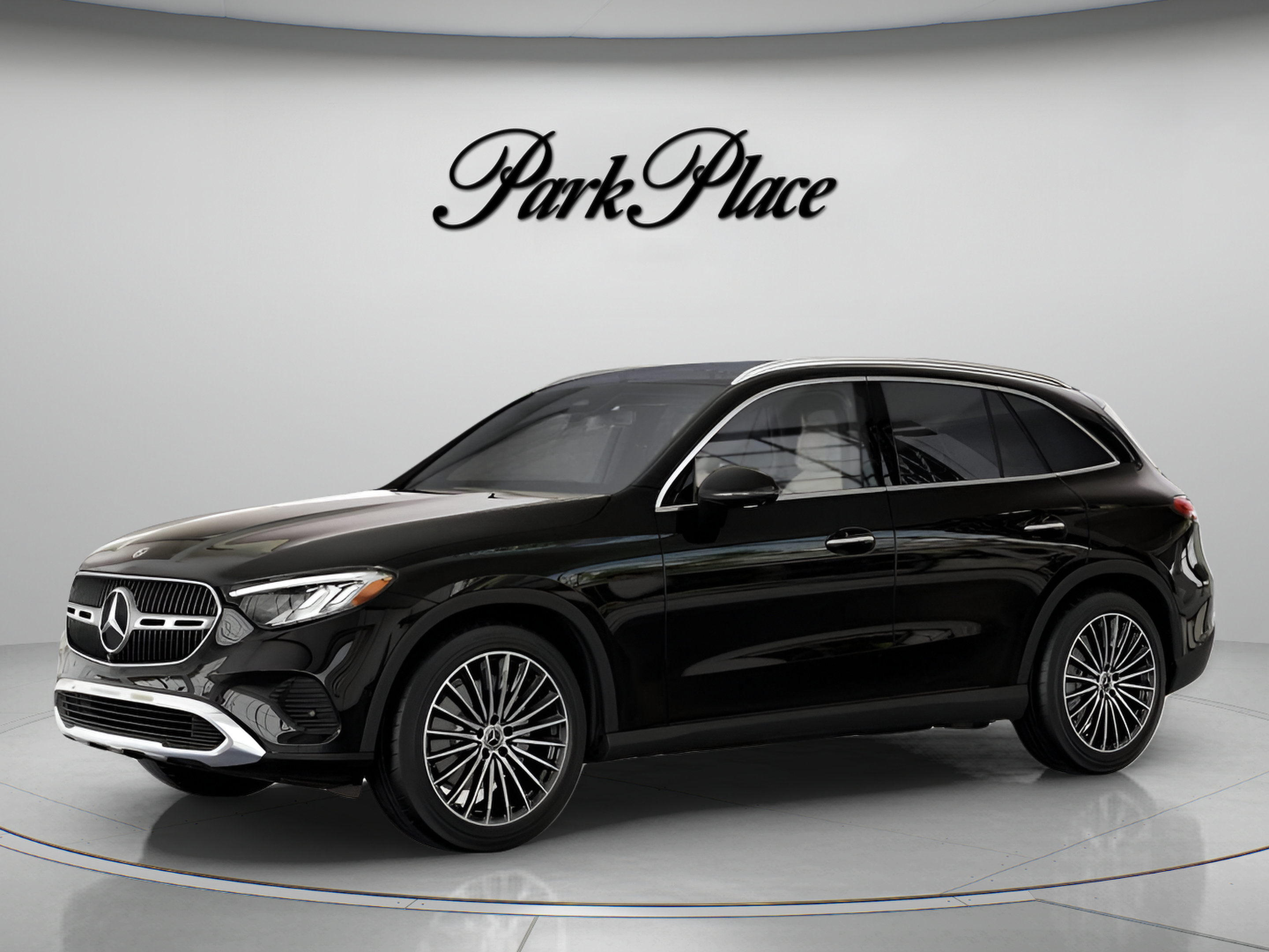 Used 2026 Mercedes-Benz GLC 300 4MATIC image 1